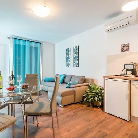 Apartamento Market